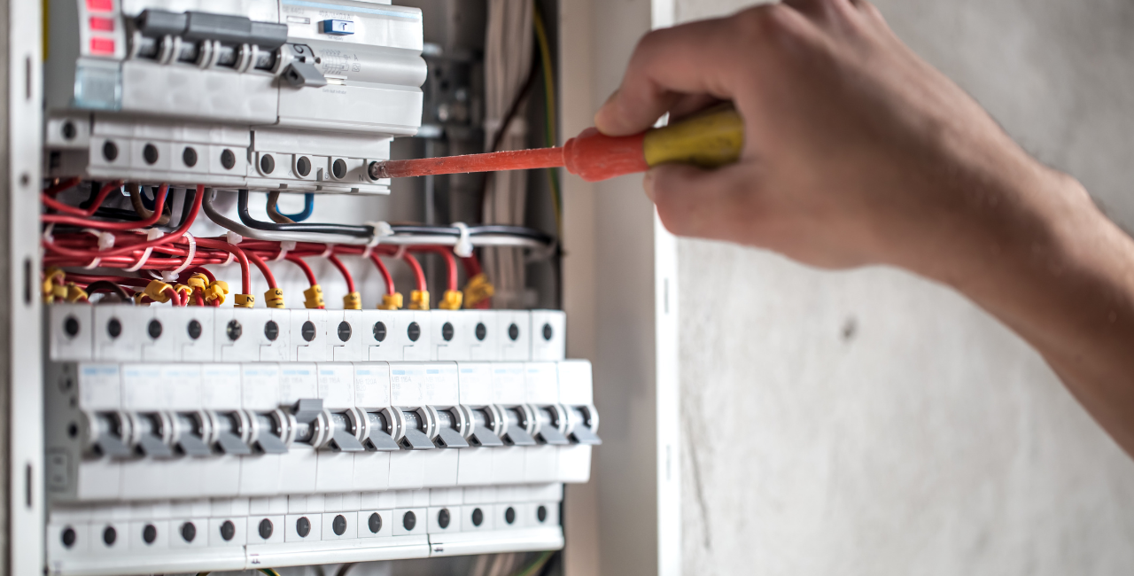 Electrical Problems in Dubai Homes